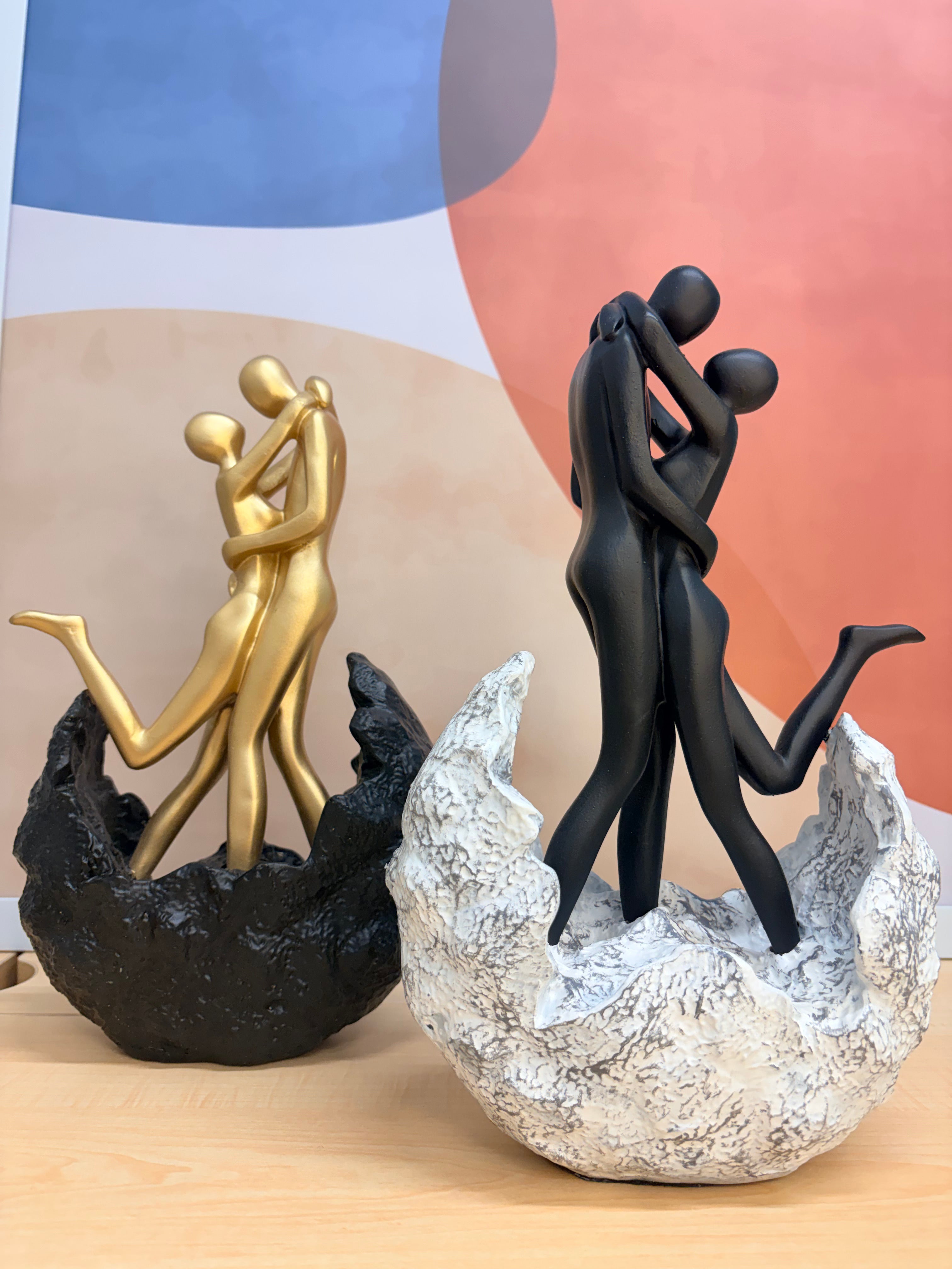 THE INFINITY HUG