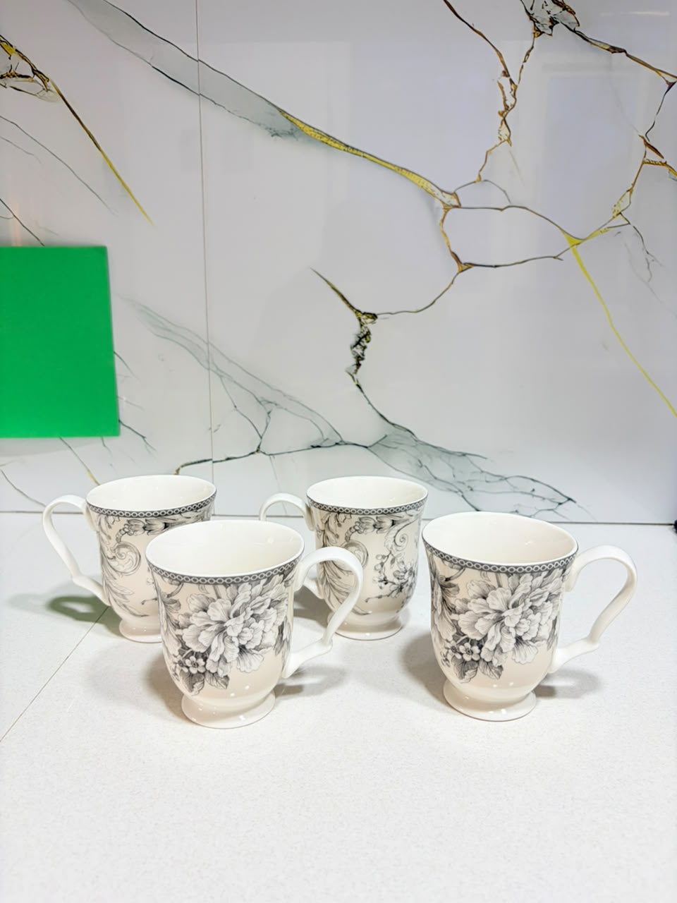 Antique-White-Mug-Set
