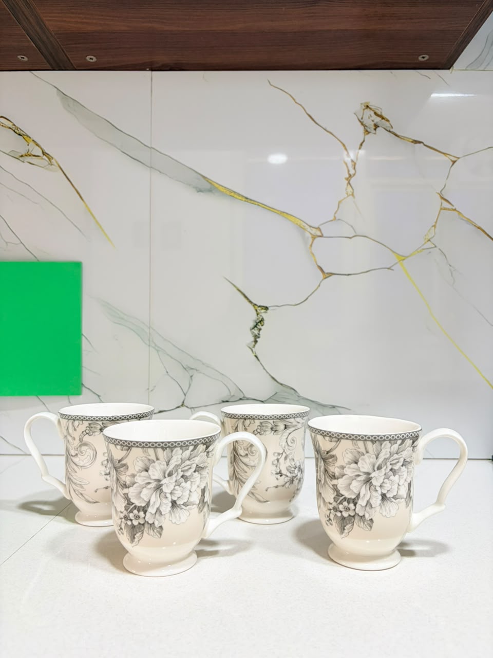 Antique-White-Mug-Set