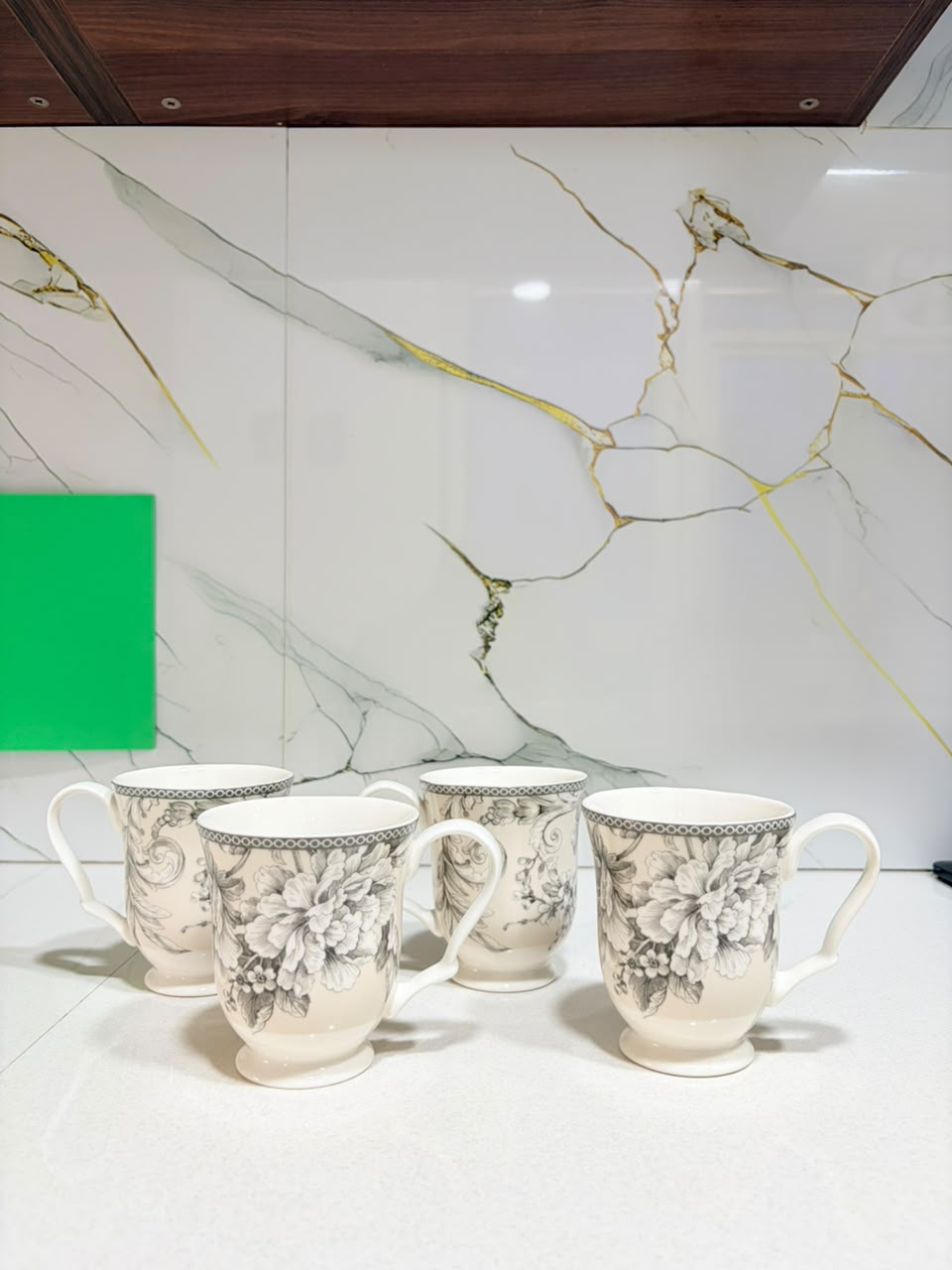Antique-White-Mug-Set