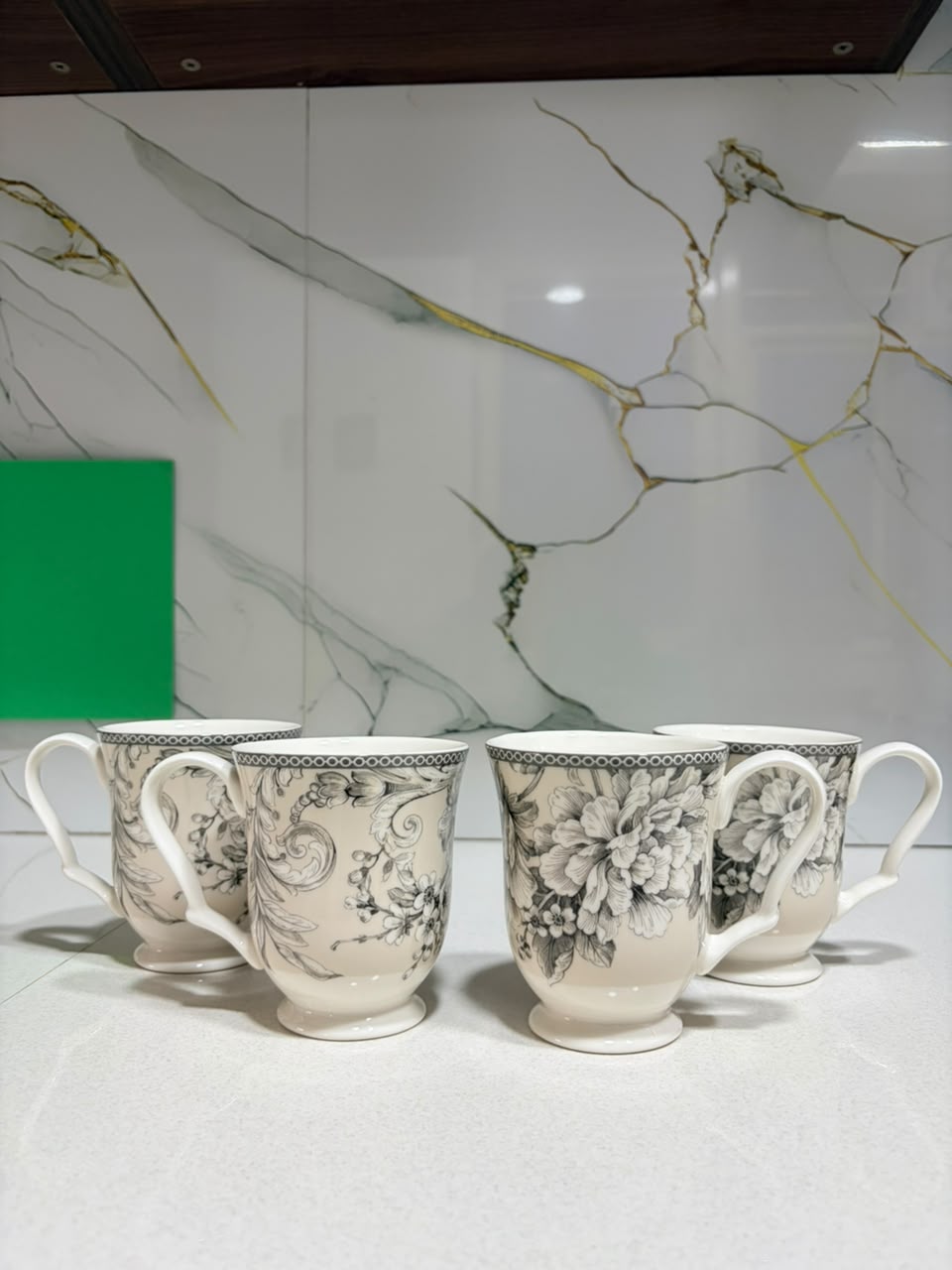 Antique-White-Mug-Set